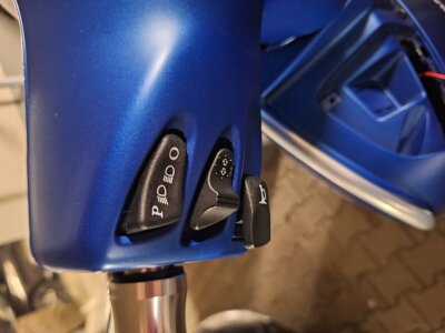 Lichtschalter von COPPER MONKEY jetzt mit Tagfahrlicht, Abblendlicht, Fernlicht und Lichthupe Lichtschalter von COPPER MONKEY jetzt mit Tagfahrlicht, Abblendlicht, Fernlicht und Lichthupe